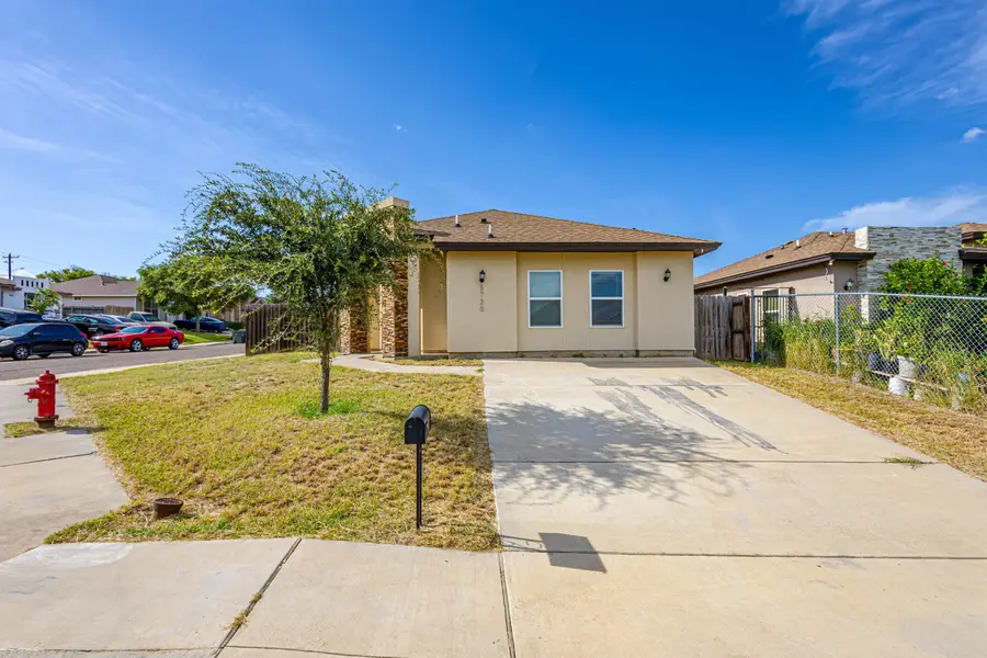 5720 St Charles Lp, Laredo, TX 78046 - #2