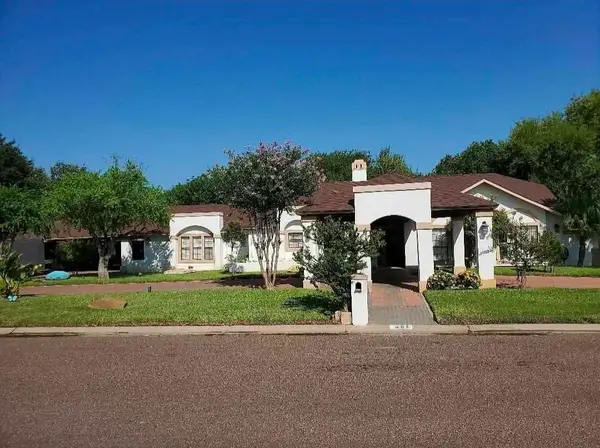 502 Conrad Dr, Laredo, TX 78041