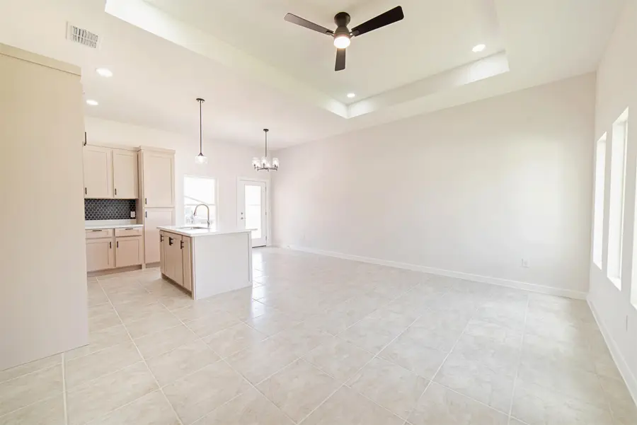 5812 Tavo Dr., Laredo, TX 78043 - #3