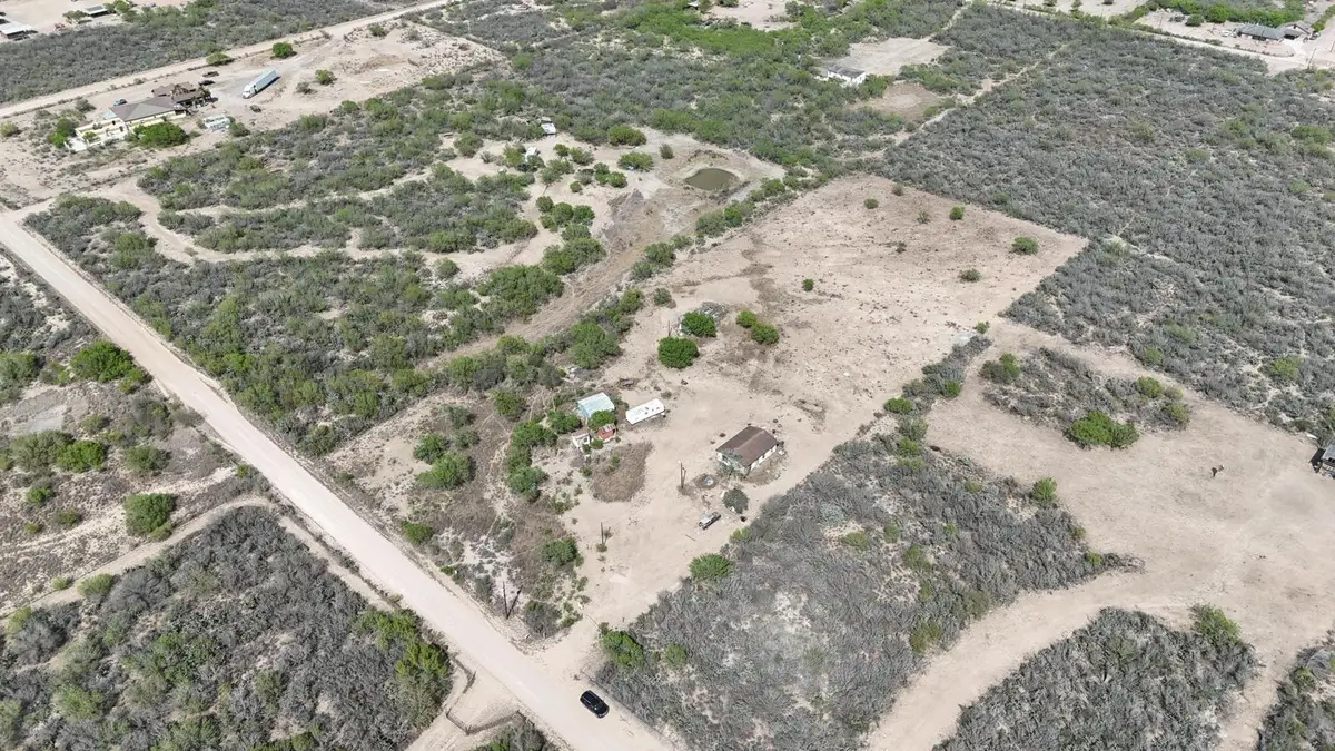 203 S Ranch Road 7132F, Laredo, TX 78041 - #1