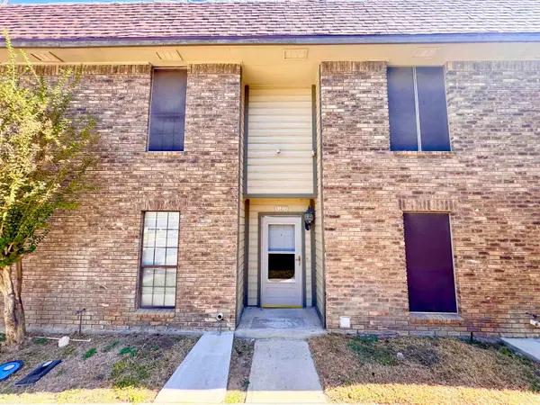 200 Martingale Ln, Laredo, TX 78041