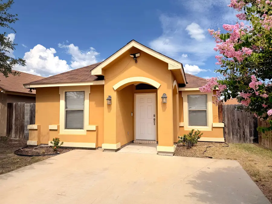 4205 Indian River Ave, Laredo, TX 78045 - #2