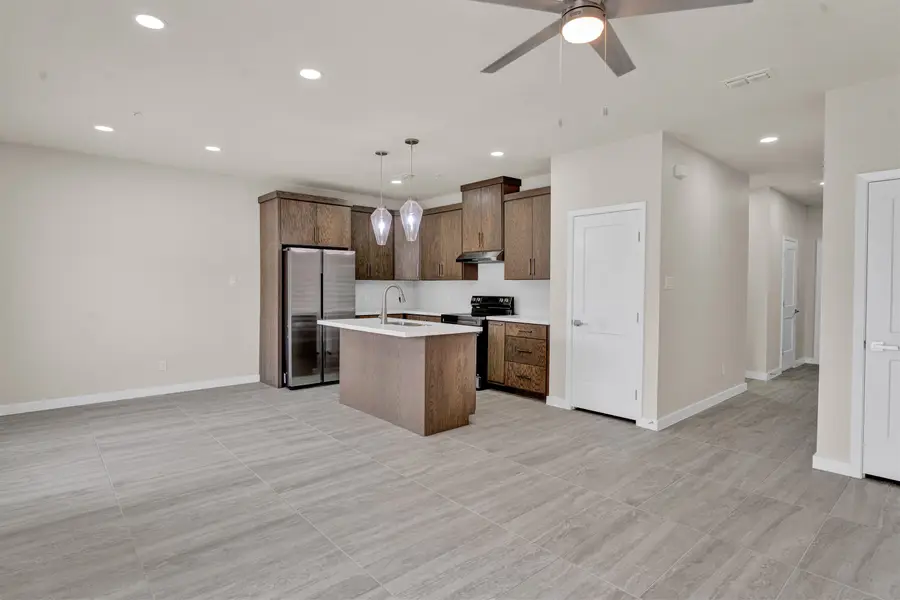 7613 King Arthurs Ct, Laredo, TX 78041 - #2