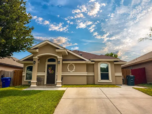5507 Palestine Dr, Laredo, TX 78046