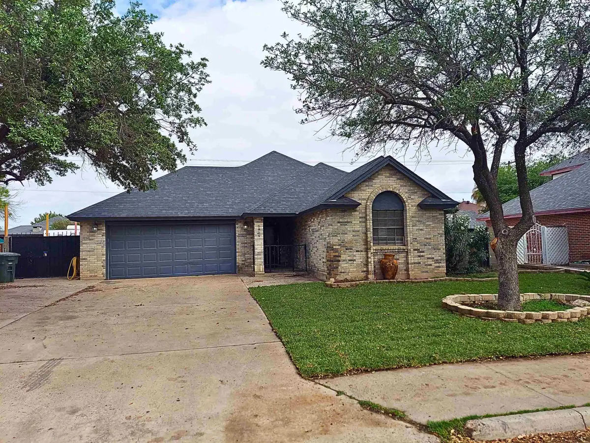 1914 Lowry Rd, Laredo, TX 78045 - #1