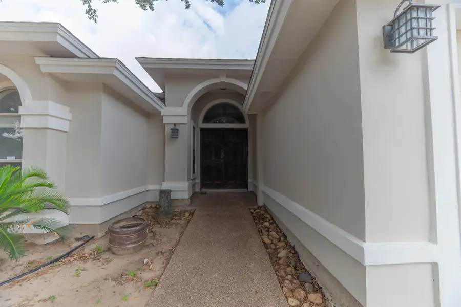 8710 Allegheny St, Laredo, TX 78045 - #3