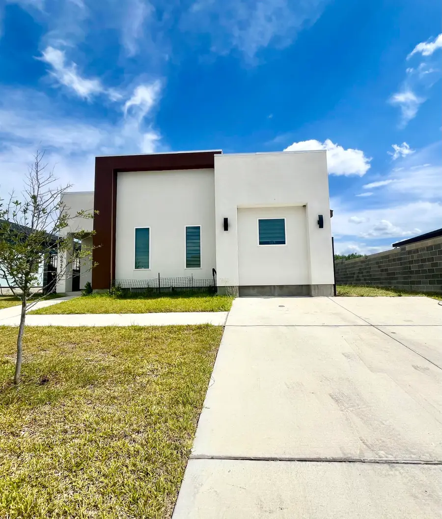 6521 Adenia Loop, Laredo, TX 78043 - #2