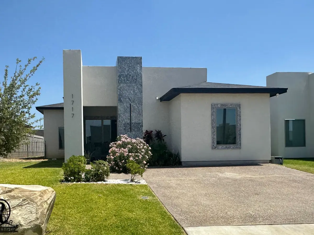 1717 Fresnillo Dr., Laredo, TX 78046 - #1