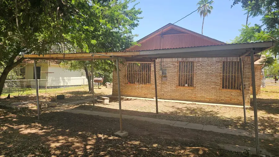 1819 Gustavus St, Laredo, TX 78043 - #3