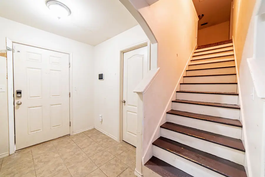 3629 Jose C Santos Dr, Laredo, TX 78041 - #3