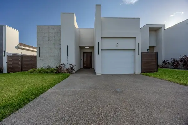 3912 Texas Dr., LAREDO, TX 78046