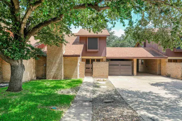 713 E Del Mar Blvd, Laredo, TX 78041-5940