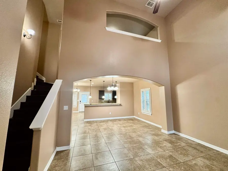 210 Starling Creek Lp, Laredo, TX 78045 - #3