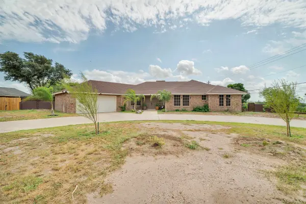 1602 2nd St, ZAPATA, TX 78076
