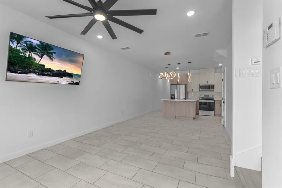 8218 Casa Verde Rd, Laredo, TX 78041 - #3