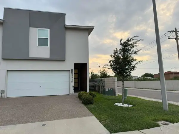 9926 Kaspar Dr., Laredo, TX 78045