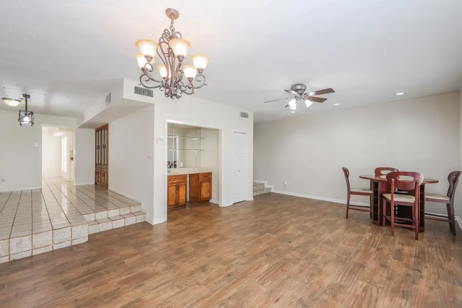 132 Martingale Ln, Laredo, TX 78041-2231 - #3