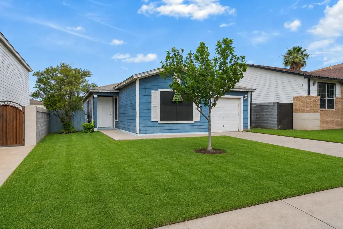 3243 Saint Kathryn Lp, Laredo, TX 78046 - #1