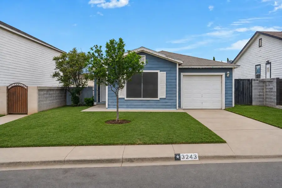 3243 Saint Kathryn Lp, Laredo, TX 78046 - #2