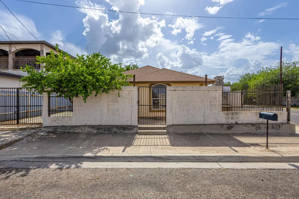 4120 Juarez Ave, Laredo, TX 78041 - #1