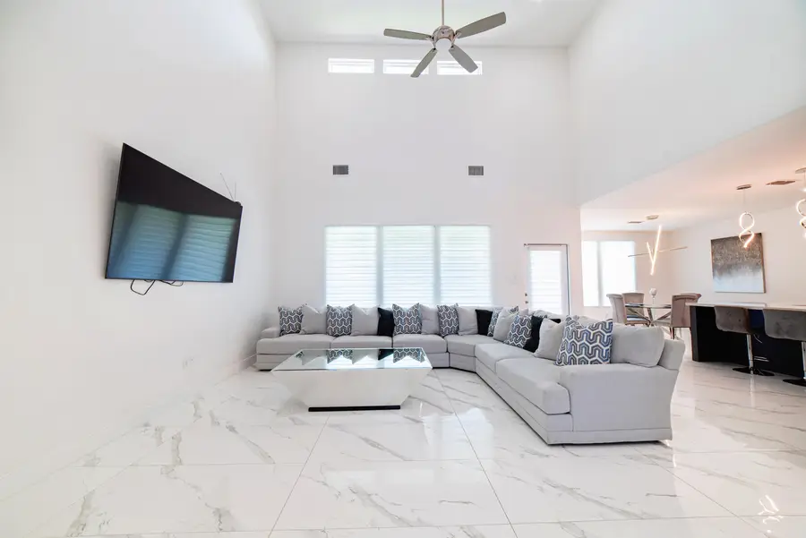 2404 Norman Mailer, Laredo, TX 78045 - #3