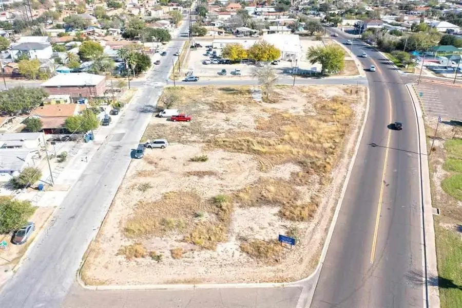 309 Frost St, Laredo, TX 78046 - #3