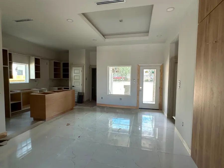 218 Lusitano Dr., Laredo, TX 78046 - #3