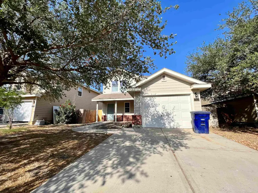 17413 College Port Dr, Laredo, TX 78045 - #2