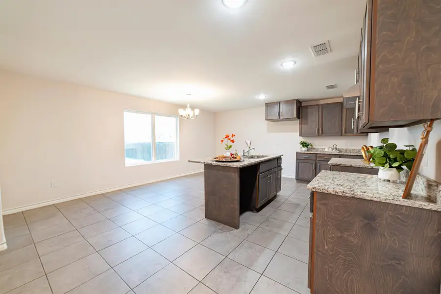 5520 Texana, Laredo, TX 78046 - #3