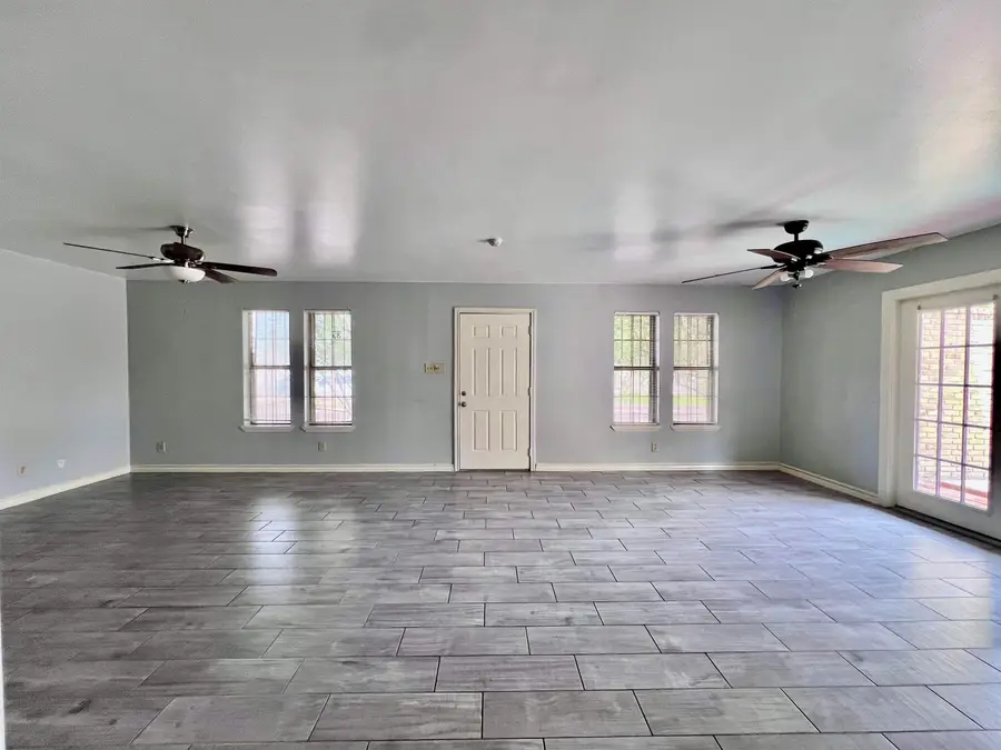 207 Martingale Ln, Laredo, TX 78041 - #3