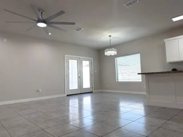 1416 Riddle Dr, Laredo, TX 78046 - #2