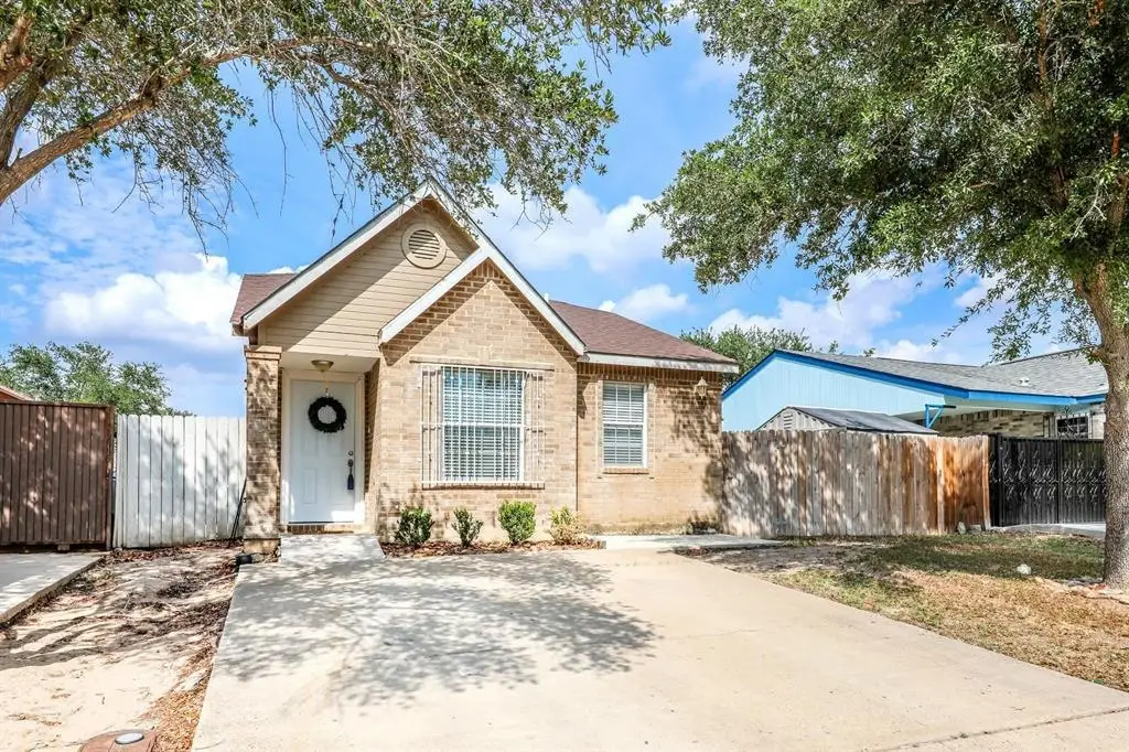 9707 Center Rd, Laredo, TX 78045-0000 - #1