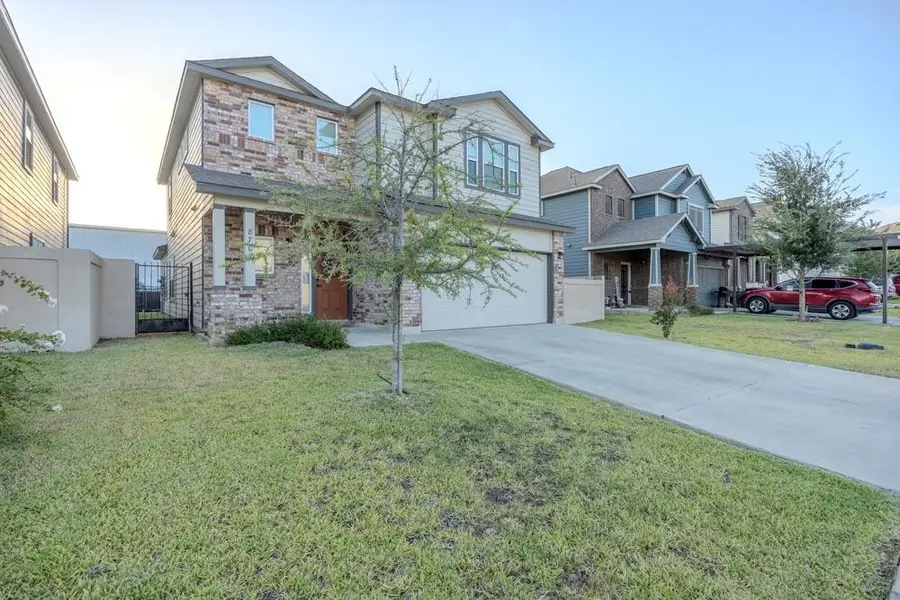 8702 Shiloh Rock Dr., Laredo, TX 78045 - #3