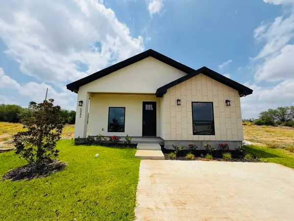5043 Luna Grande Lp., LAREDO, TX 78046