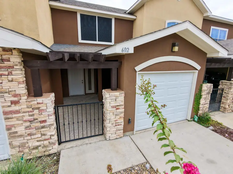 2619 San Isidro Pkwy, Laredo, TX 78045 - #2