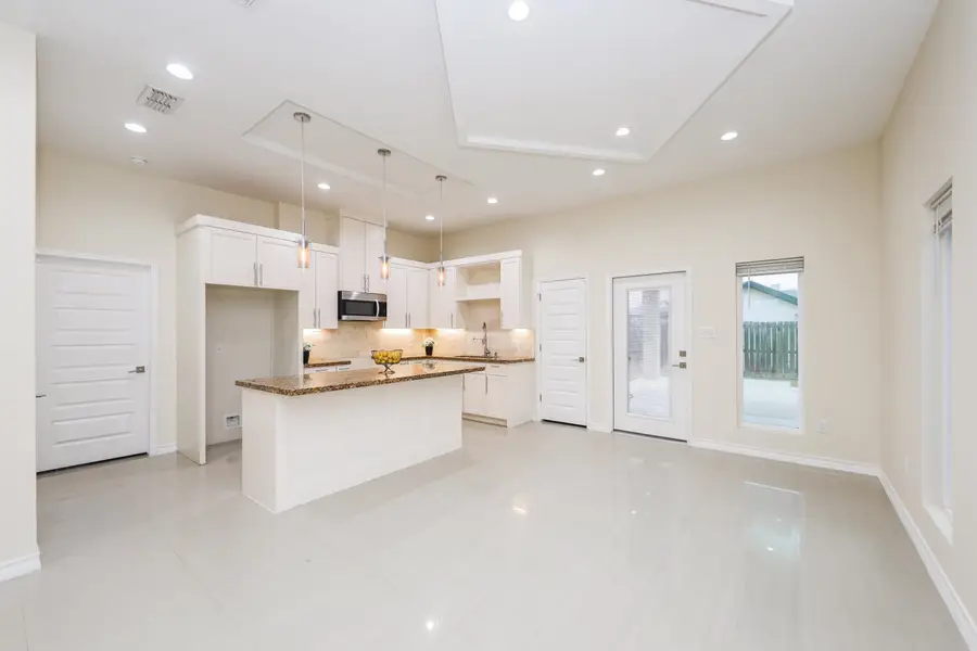 1606 Cozumel Dr, Laredo, TX 78046 - #3