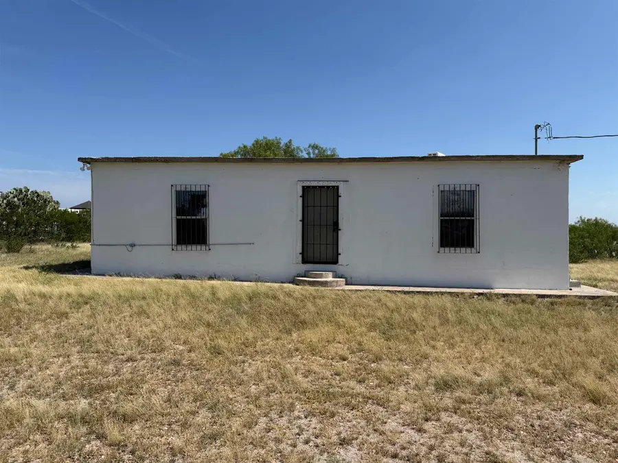 364 Ranch Road 7152L, Laredo, TX 78041 - #2