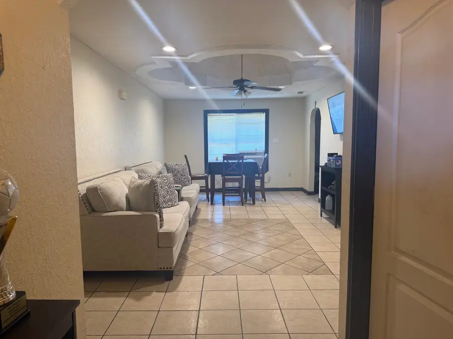 4743 Chibcha CtS, Laredo, TX 78046 - #3