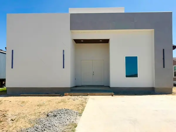 5141 Plasencia Ln., LAREDO, TX 78046