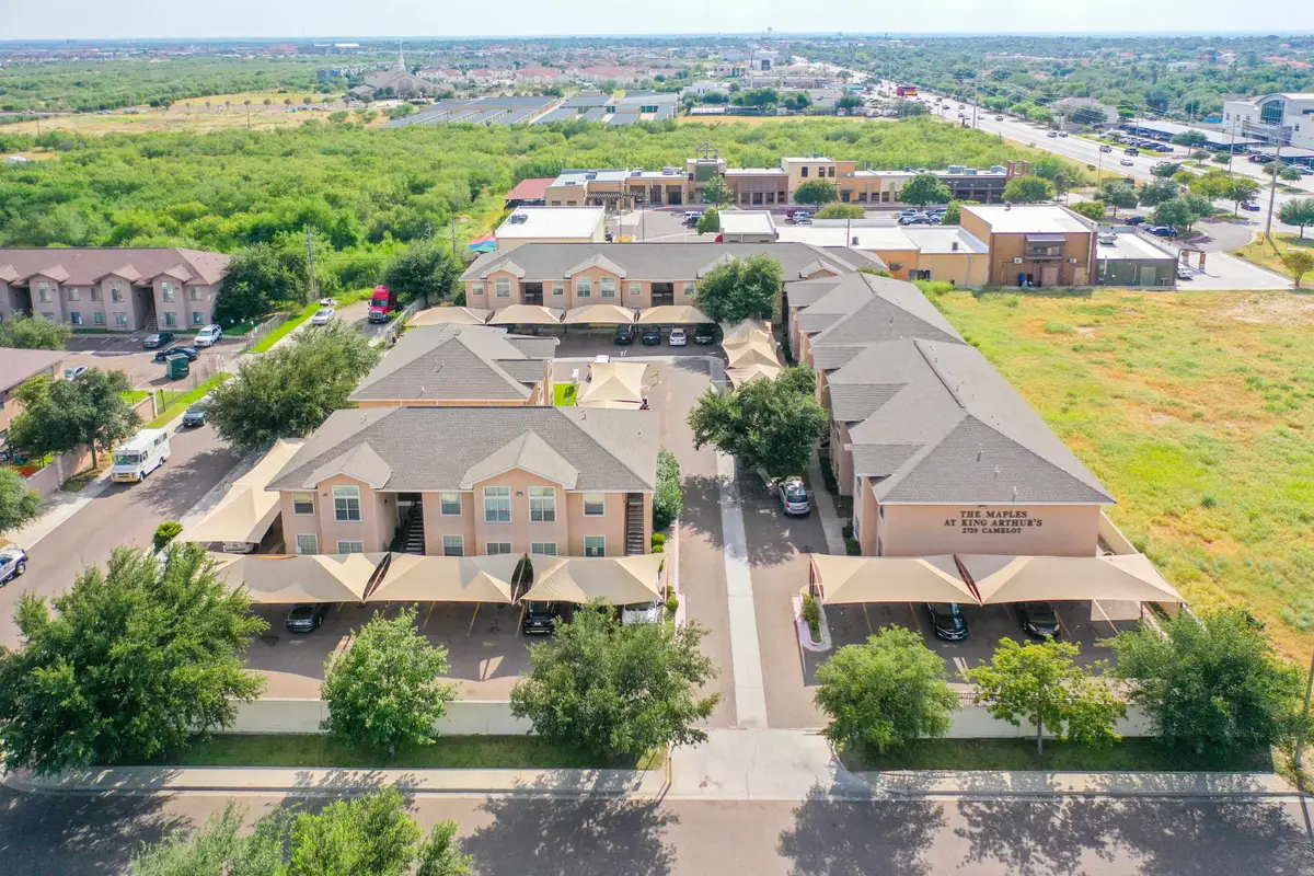 2720 Camelot Dr, Laredo, TX 78041 - #1