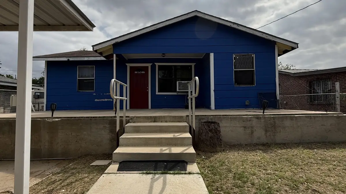 2917 Boulanger St, Laredo, TX 78043 - #1