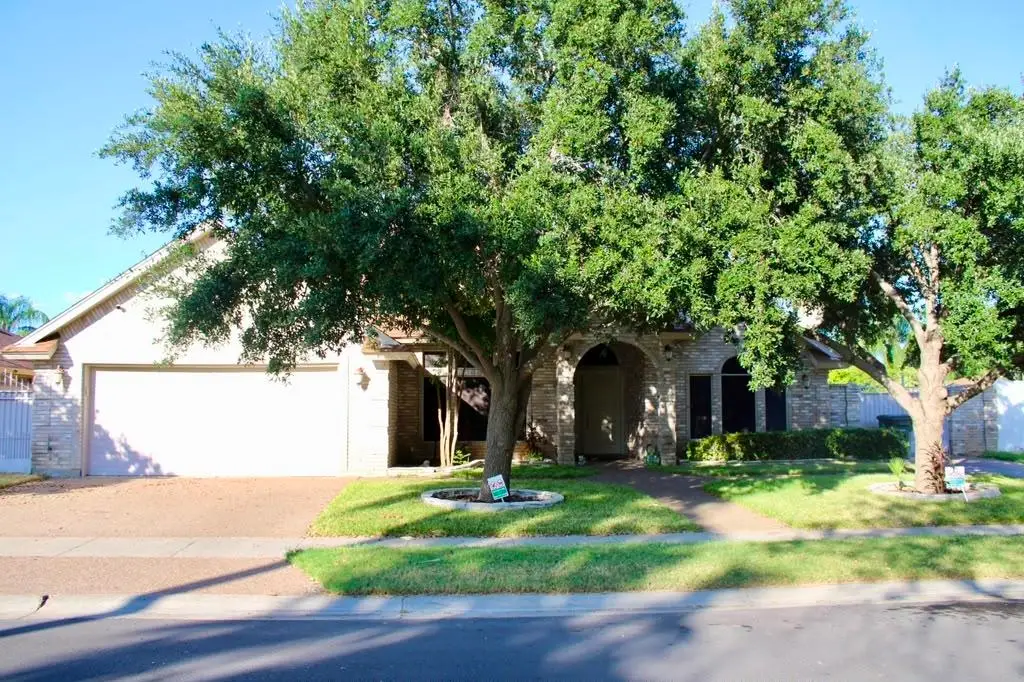 1013 King Ln, Laredo, TX 78045 - #1