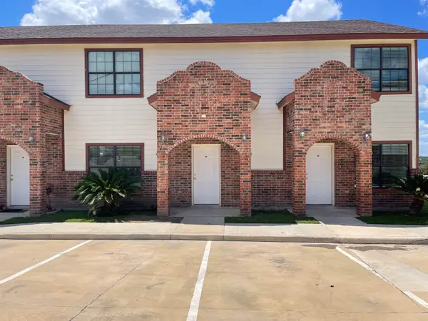 4246 Dorel Dr, Laredo, TX 78043