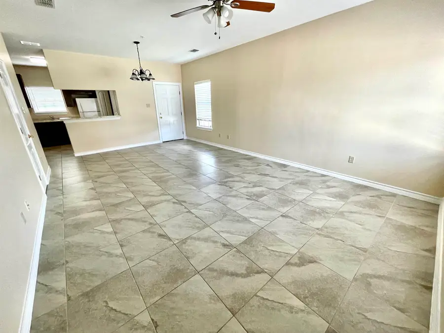 4246 Dorel Dr, Laredo, TX 78043 - #2