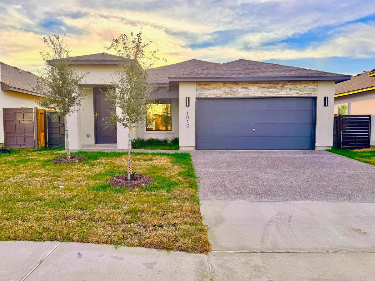 1010 Amezquita Dr., Laredo, TX 78045 - #1