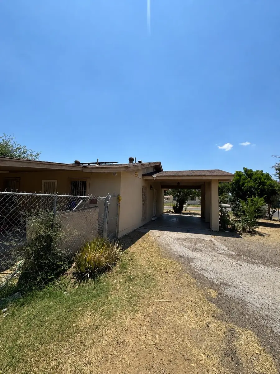 2102 Market St Market St, Laredo, TX 78043 - #2