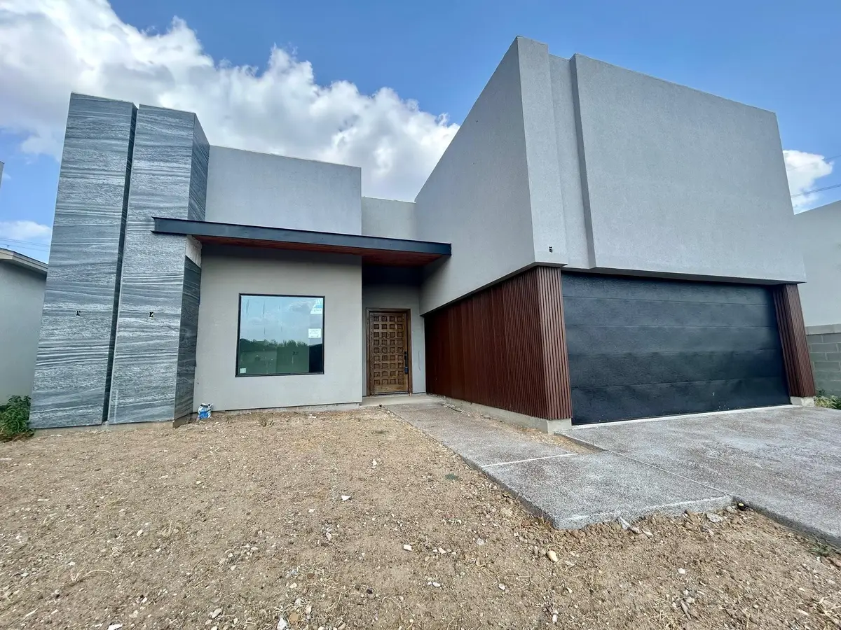 8703 Plantation East Dr, Laredo, TX 78045 - #1