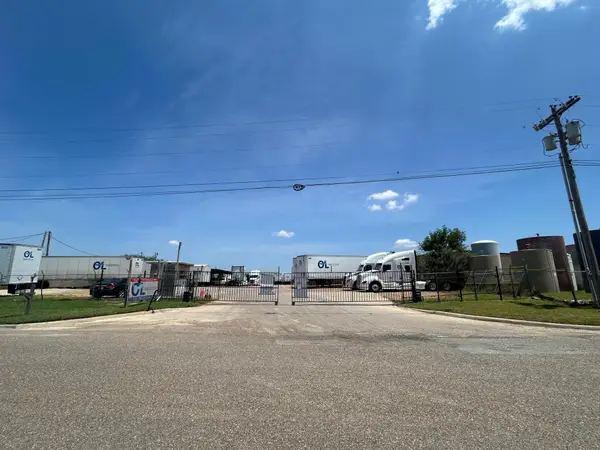 13605 Regional Dr, Laredo, TX 78045