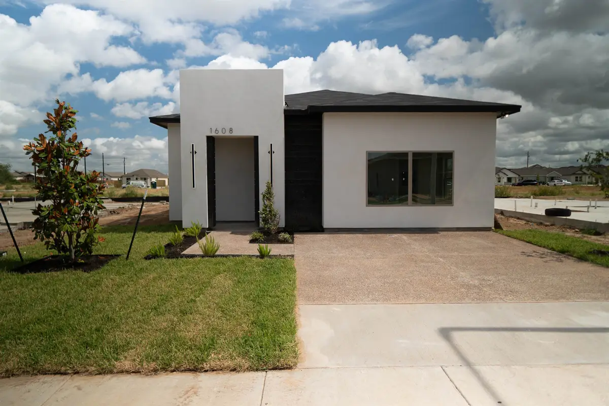 1608 Curriculum Ct., Laredo, TX 78046 - #1