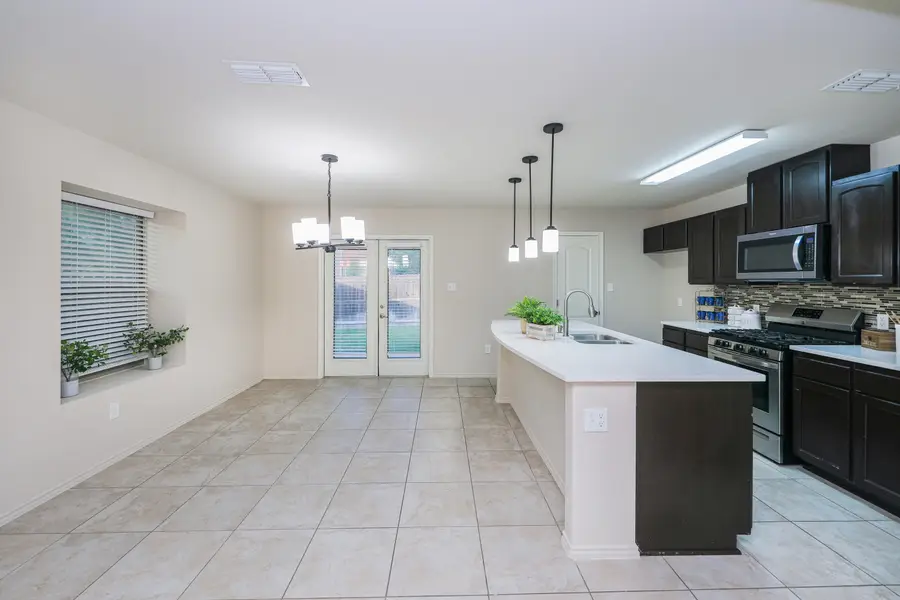 704 Mercado Ln, Laredo, TX 78046 - #3